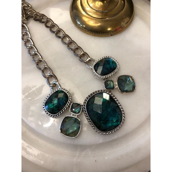 Dana Buchman Beautiful Abalone & Silver Tone Chain Statement Necklace Excellent - Picture 1 of 3
